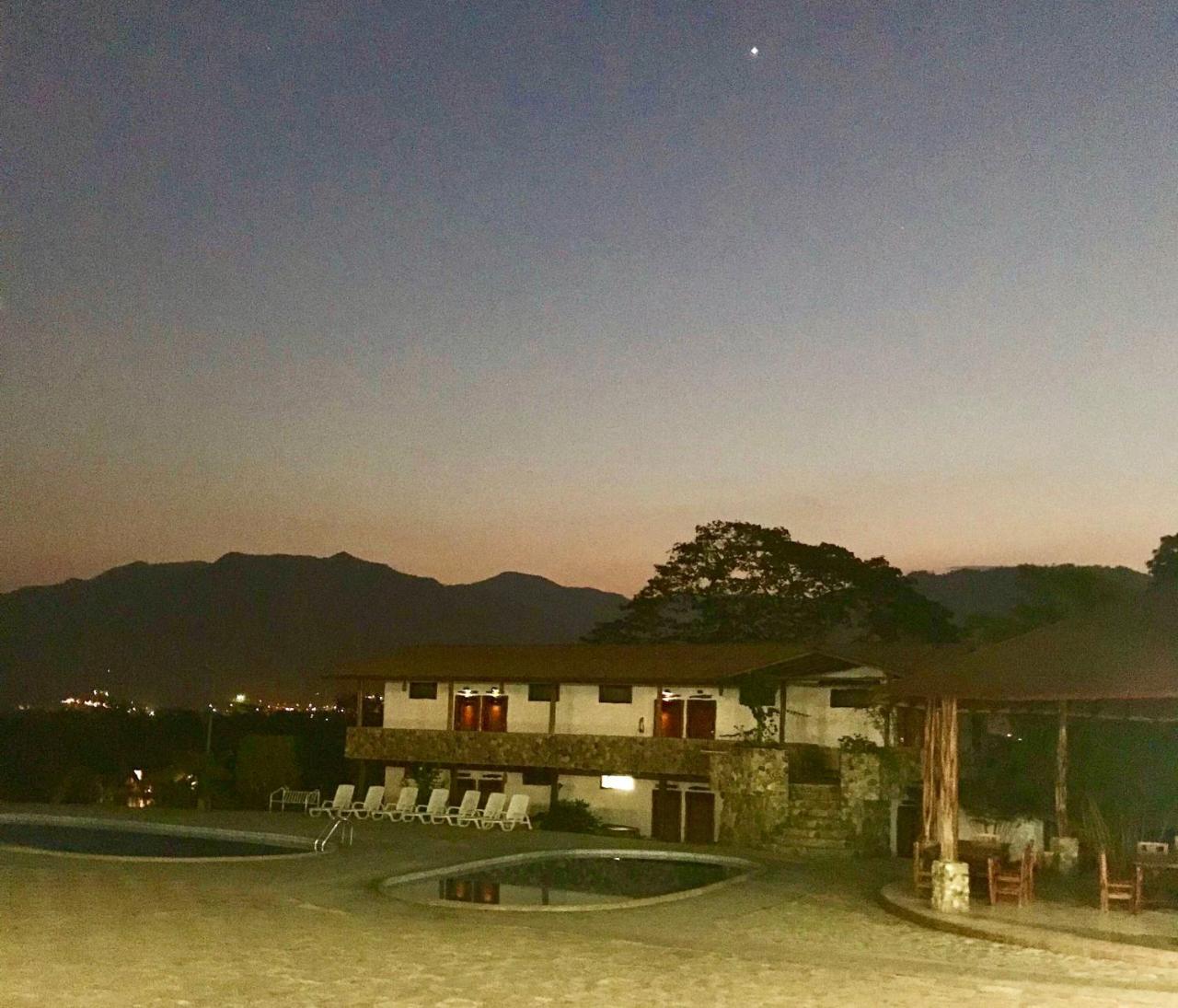 Hosteria Tierra Dorada Yantzaza Dış mekan fotoğraf