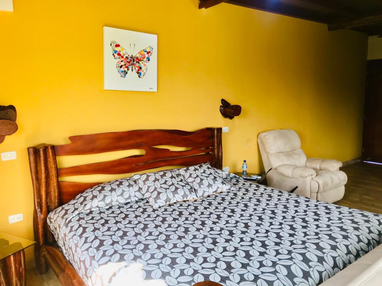 Hosteria Tierra Dorada Yantzaza Dış mekan fotoğraf